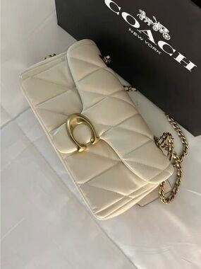 Coach | Bags | Vintage Coach Lime Green Leather Zip Close Shoulder